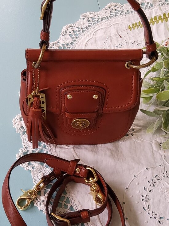 Coach | Bags | Coach Legacy Mini Willis Crossbody In British Tan 2376 ...